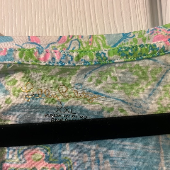Lily Pulitzer blouses, 3 in total great addition to your wardrobe!!! - Picture 5 of 5
